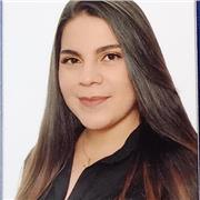 Profesora de Filosofía y ciencias sociales con experiencia en docencia y fiel creyente del poder transformador de la educación